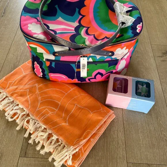 Trina Turk Insulated Picnic Tote NWT + Bonus Tumblers & Beach Blanket! - Picture 5 of 9
